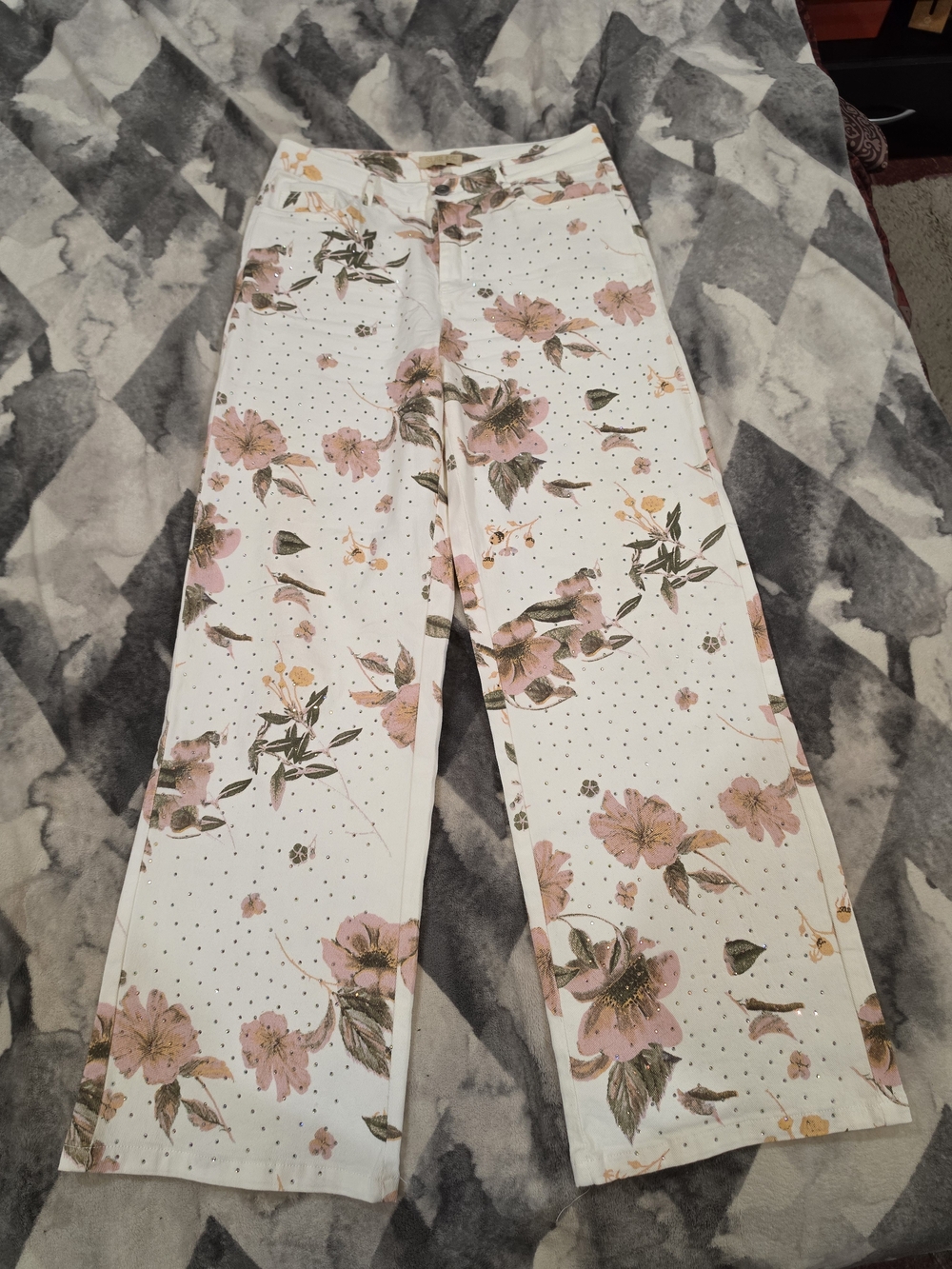 White Wide-Leg Floral Pants with Pink Print